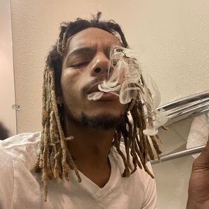 Meet your Posher, Travis